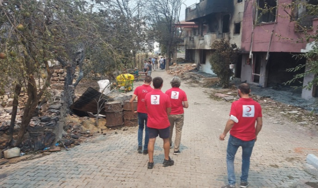 Antalya'daki yangında zarar görenlere Kızılay’dan destek
