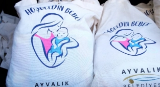 Ayvalıklı Bebeklere Hoş Geldin Armağanı