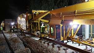 Banliyö hattındaki yenileme çalışmaları sürüyor