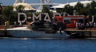 Bodrum'da motor yatta çıkan yangın hasara yol açtı