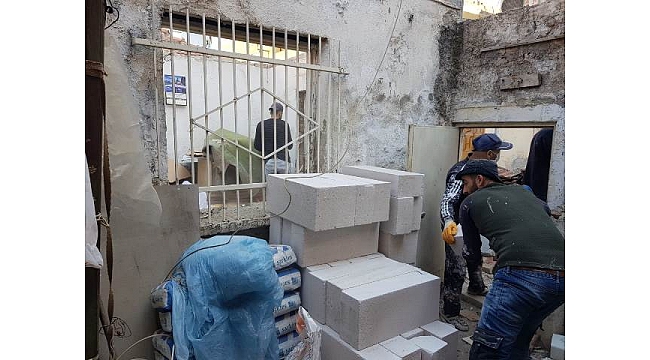 Bornova’da ihtiyaç sahiplerine uluslararası destek