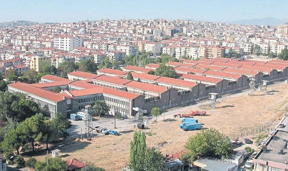 Esnaf Cezaevi yerine AVM’ye karşı…