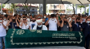 Gazeteci Osman Yurdusev son yolculuğuna uğurlandı