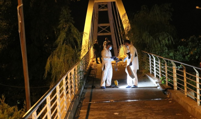 İzmir'de bıçaklı kavga: 1 ölü, 3 yaralı