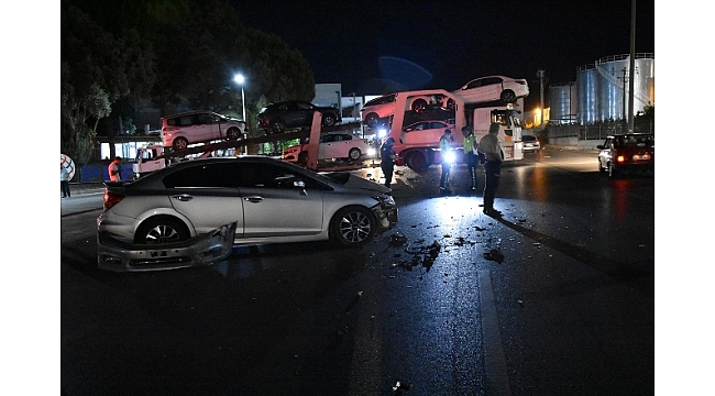 İzmir’de meydana gelen trafik kazasında 2 kişi yaralandı