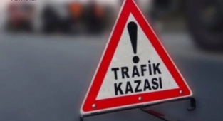 İzmir'de trafik kazası : 1 ölü, 1 yaralı