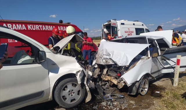Kütahya'daki trafik kazasında ölü sayısı 2'ye yükseldi
