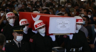 Şehitlerimiz son yolculuğuna uğurlandı