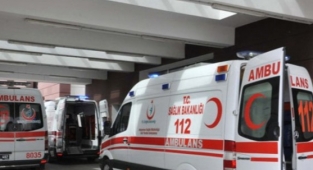 Seyir halindeki kamyonet yandı 1 çocuk öldü