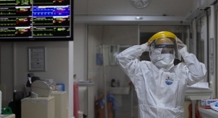 Son 24 saatte 7 bin 667 kişinin Kovid-19 testi pozitif çıktı