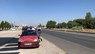 Yolun karşısına geçerken otomobil çarpan kadın öldü