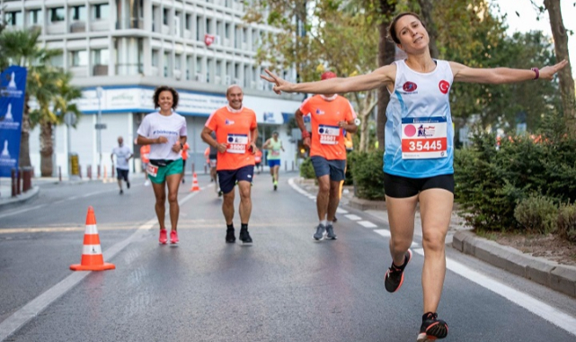 9 Eylül Uluslararası İzmir Yarı Maratonu'na 2 bin sporcu katılacak