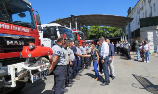 Alkışlarla  karşılandılar