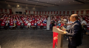 “Canla başla çalışmaya devam edeceğiz”