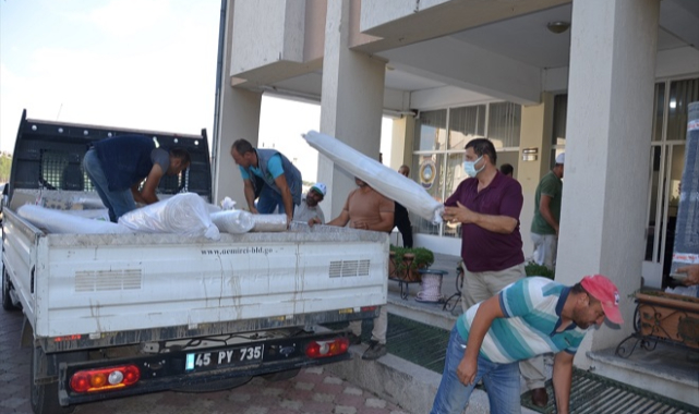 Demirci ilçesinden, orman yangını mağdurlarına halı gönderildi