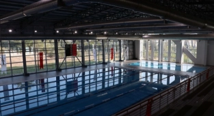 Dokuz Eylül Üniversitesi Yarı Olimpik Yüzme Havuzu açıldı