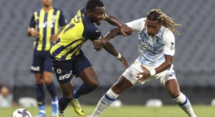 Fenerbahçe, Dinamo Kiev ile berabere kaldı