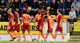 Galatasaray, UEFA Avrupa Ligi'nde play-off turuna yükseldi