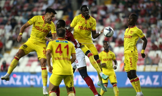 Göztepe,Sivaspor deplasmanından 1 puanla dönüyor