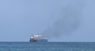 İskenderun Körfezi'nde gemide yangın çıktı