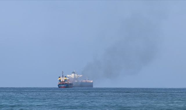 İskenderun Körfezi'nde gemide yangın çıktı