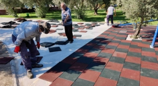 Kemalpaşa Belediyesi Parkları Yeniliyor