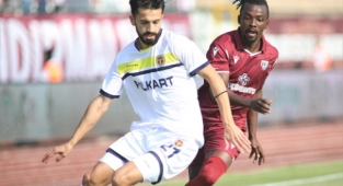 Menemenspor Bandırma'dan Puansız Dönüyor