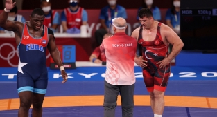 Milli güreşçiler Tokyo 2020'ye iyi başlayamadı