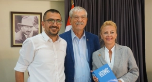 Sorunların Çözümü Dayanışmadan Geçer