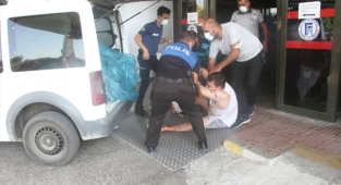 Tartıştığı annesini öldürdü