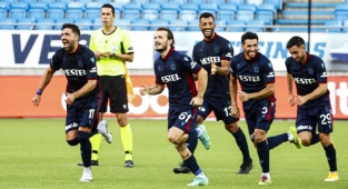 Trabzonspor, UEFA Avrupa Konferans Ligi'nde play-off turuna yükseldi