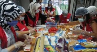 Türk Kızılay Urla'dan söndürme çalışmalarına destek