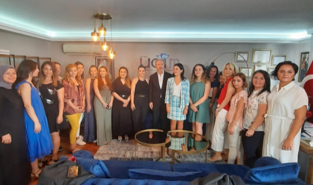 “Türkiye zor zamanlarını devlet ve şeffaf STK’ların işbirliği ile atlatacak”