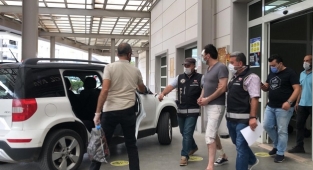 Annesini öldürdüğü iddia edilen kişi gözaltına alındı
