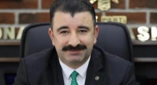 Başdaş, Konak Belediyesinin toplu açılış törenini eleştirdi