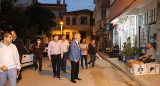 Başkan Eriş, günün ilk ışıklarında Ödemiş’i adımladı