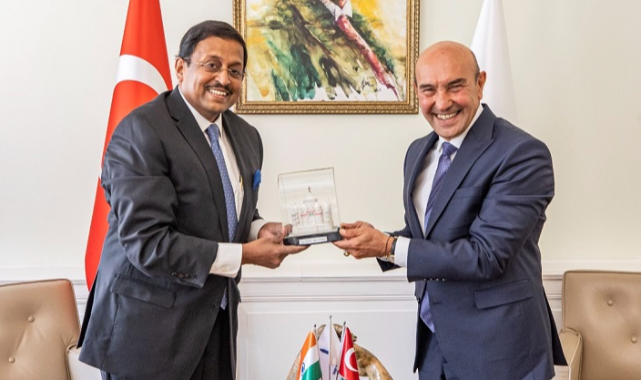 Başkan Soyer, Panda'yı ağırladı