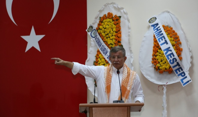 Davutoğlu, Muğla'da partisinin il kongresinde konuştu