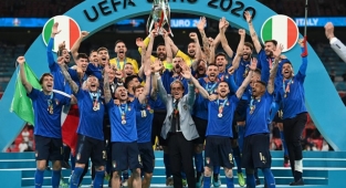 Futbolda İtalya'nın bileği yaklaşık üç yıldır bükülmüyor