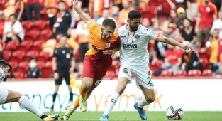 Galatasaray,ilk mağlubiyetini aldı