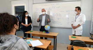 İlk ders zili Başkan Selvitopu'ndan