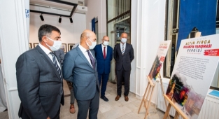 İzmir tuvallerde can buldu