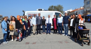 Nasır, Foça Ve Kınık'ın Nabzını Tuttu
