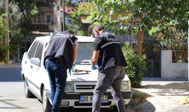 Okul önünde kavga 1 yaralı