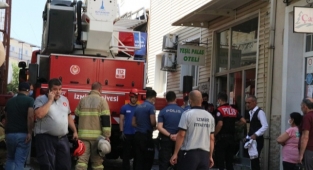Otelde çıkan yangın korkuttu