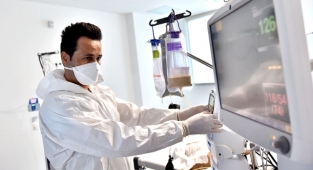 Türkiye'de 27 bin 692 kişinin Kovid-19 testi pozitif çıktı