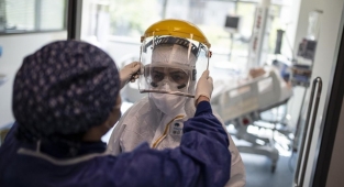 Türkiye'de 27 bin 802 kişinin Kovid-19 testi pozitif çıktı