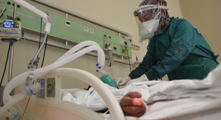 Türkiye'de 28 bin 118 kişinin Kovid-19 testi pozitif çıktı