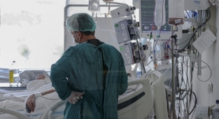 Türkiye'de son 24 saatte 228 kişi hayatını kaybetti