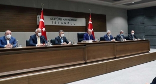 Türkiye kimsenin kapı kulu değildir